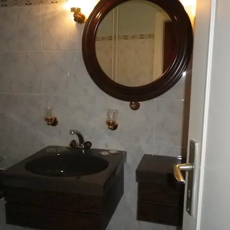 Logis-cit'hotel Des Vosges 5 Rue De La Gare 오베르네