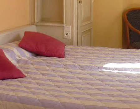 Logis-cit'hotel Des Vosges 5 Rue De La Gare Отель 2*