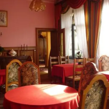 Cit'hotel Des Vosges - 5 Rue De La Gare Отель
