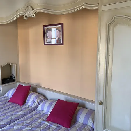 Cit'Hotel Des Vosges - 5 Rue De La Gare